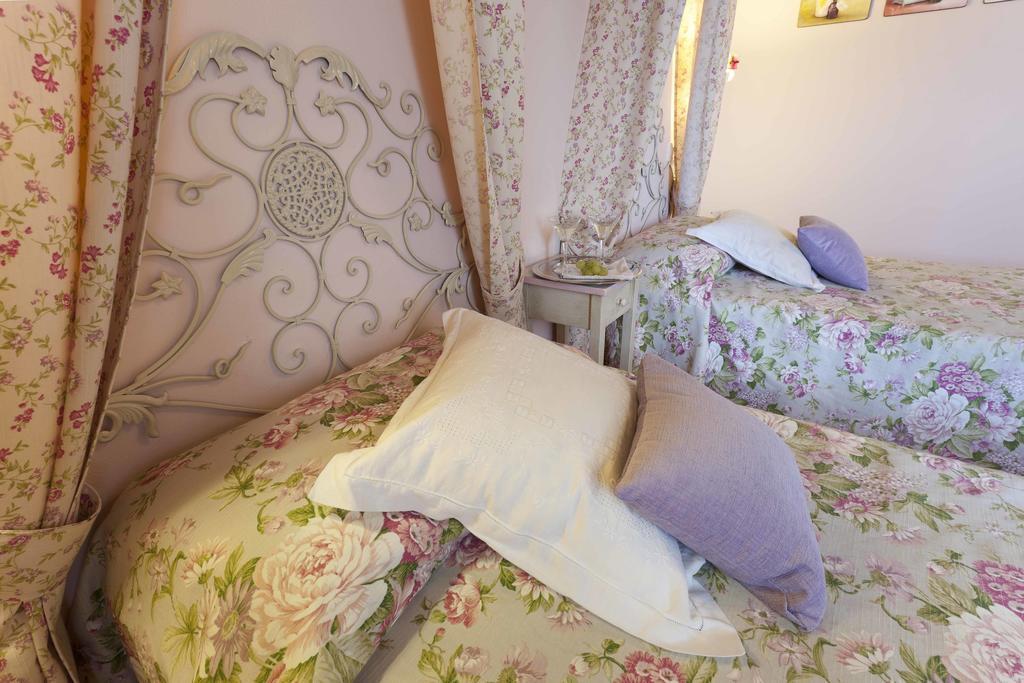 Casa Vacanze B&B Poggio Al Vento Toscana Foiano Della Chiana Camera foto